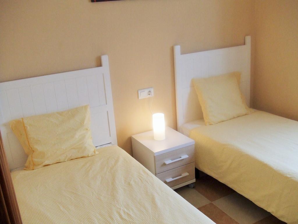 Apartamentos Decada Málaga Cameră foto