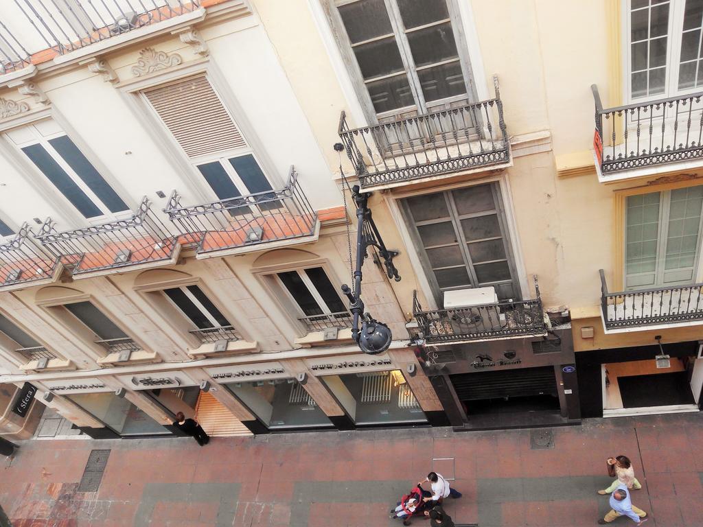 Apartamentos Decada Málaga Cameră foto